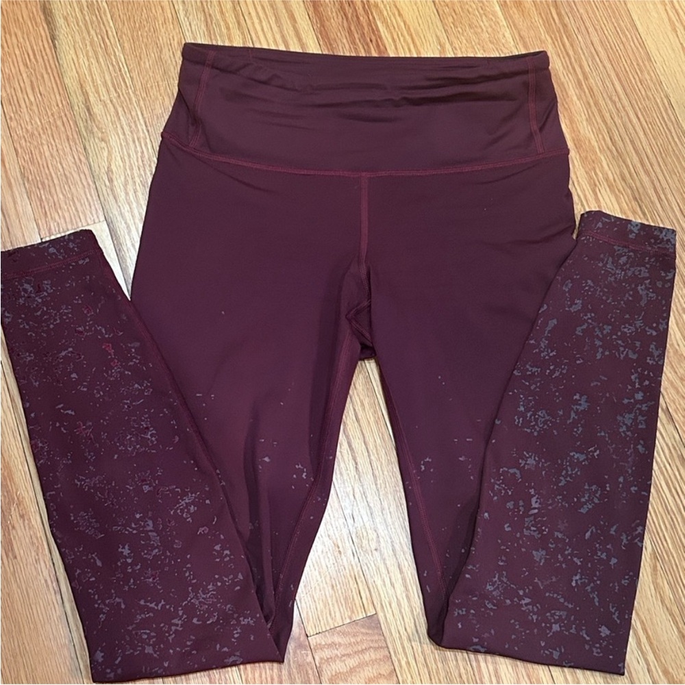 #30- $8 🍋 LULULEMON Mid-Rise Tight Legging Speckle Shine Garnet Size 6 - Picture 2 of 4